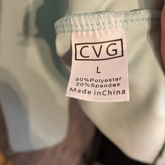 CVG Open back long sleeve top, mint green size large - Picture 4 of 5
